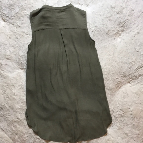 H&M Army Green Dressy Sleeveless Top - Picture 6 of 6